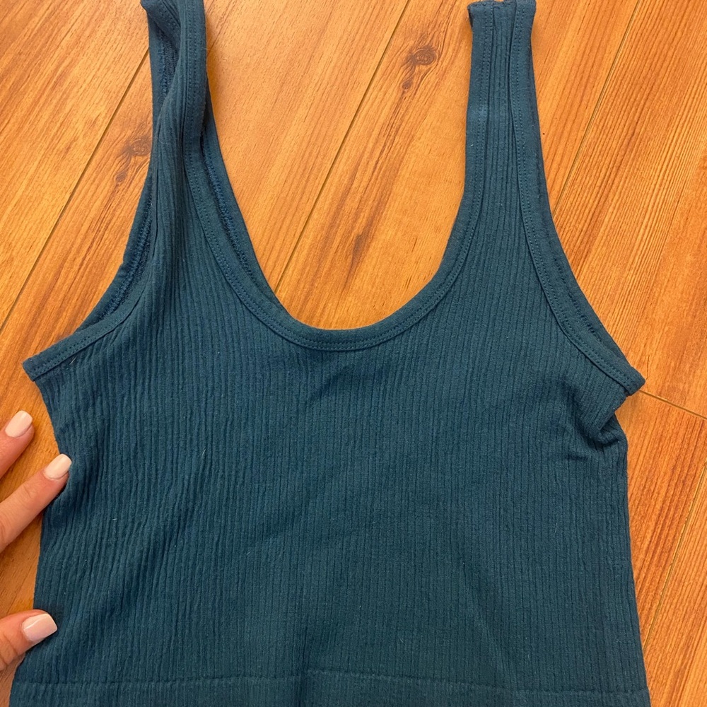 Urban outfitters cropped tank